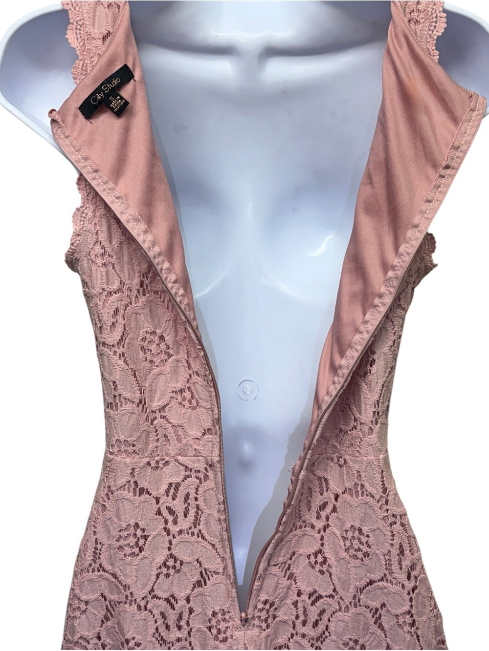 City Studio Lace Overlay Fit & Flare Dress Junior's Size 5 in Blush Rose - Picture 5 of 10